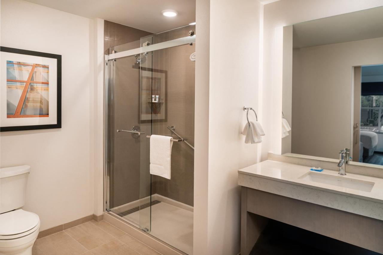 Hotel Hyatt House Airport 3*